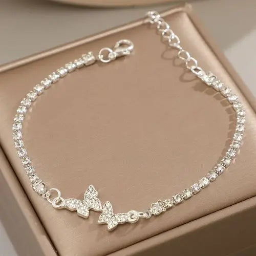 Hand bracelet