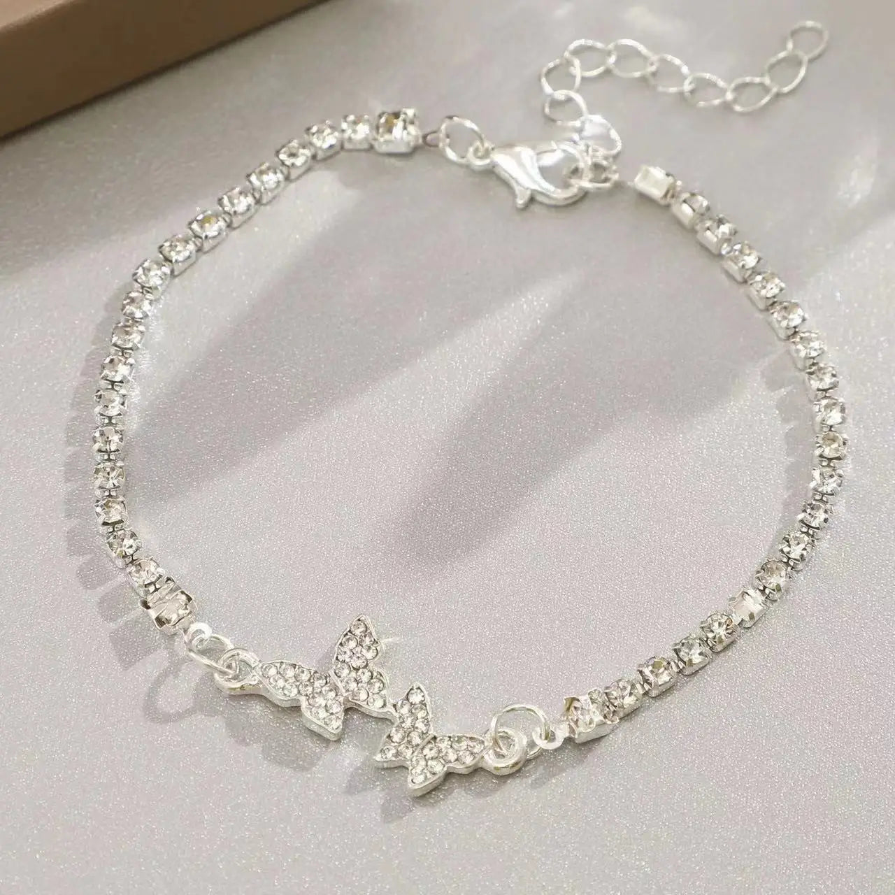Hand bracelet