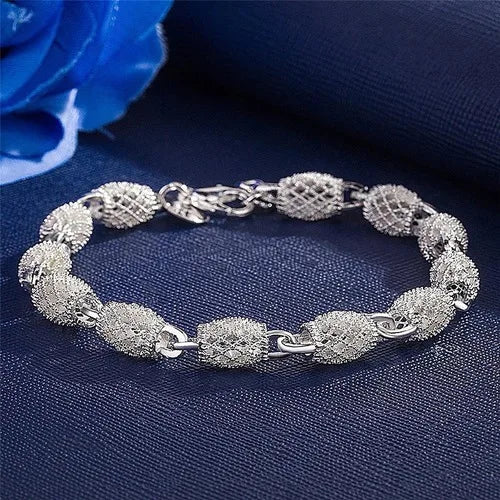 Hand bracelet